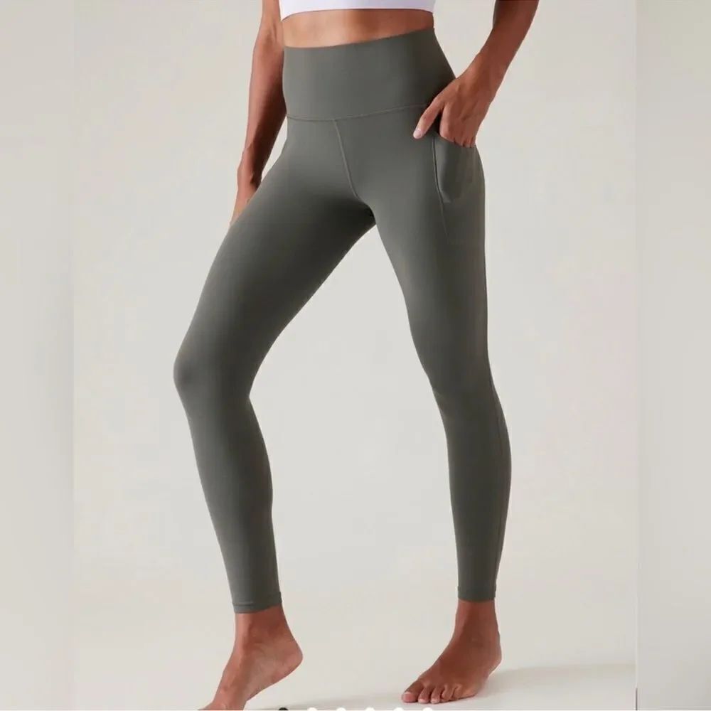 Athleta Transcend Stash Tight Bali Green Size Large
